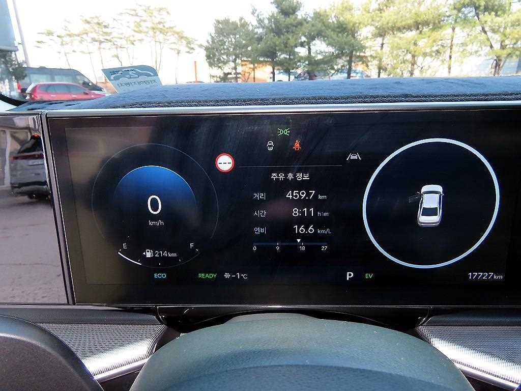 HYUNDAI Grandeur - Vista 9