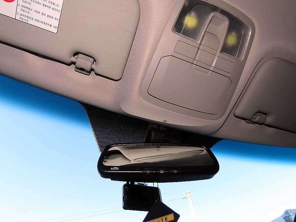 Ssangyong Tivoli 2018 Blanco - Importación desde Corea - HF Imports Iquique - Foto 17