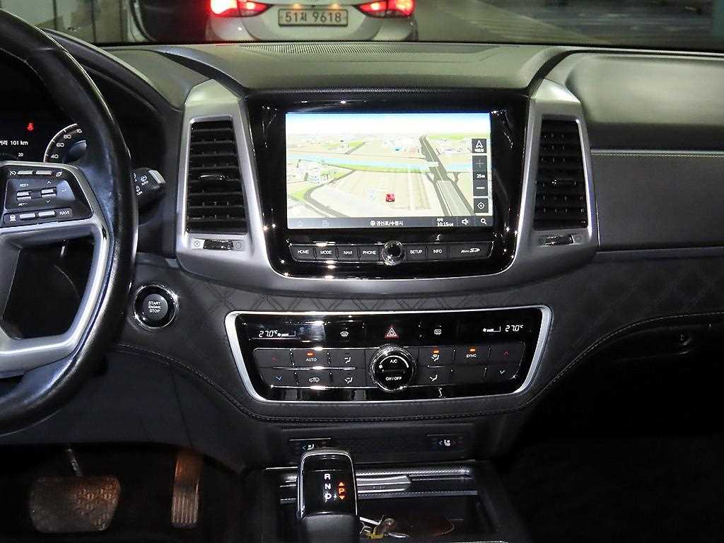 Ssangyong Rexton - Vista 11