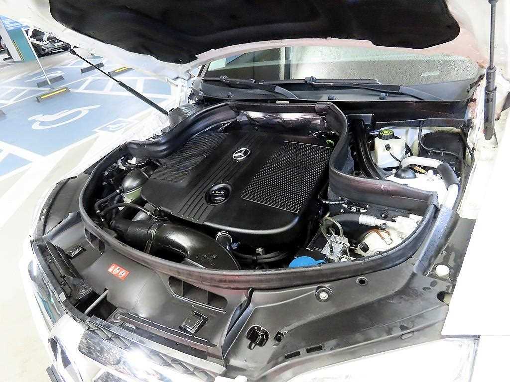 Mercedes Benz GLK Class 2011 Blanco - Importación desde Corea - HF Imports Iquique - Foto 19