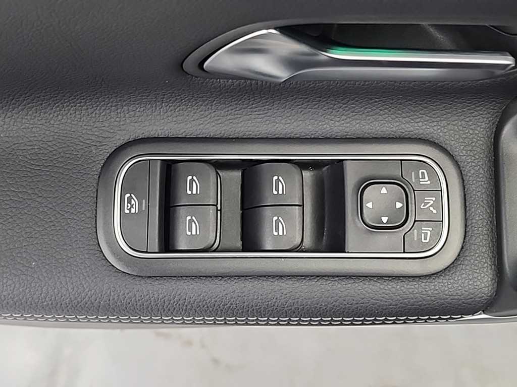 Mercedes Benz A Class 2024 Negro - Importación desde Corea - HF Imports Iquique - Foto 19