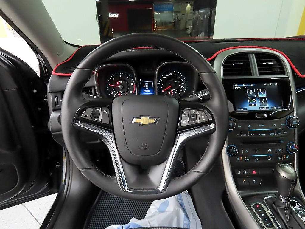 Chevrolet Malibu - Vista 9