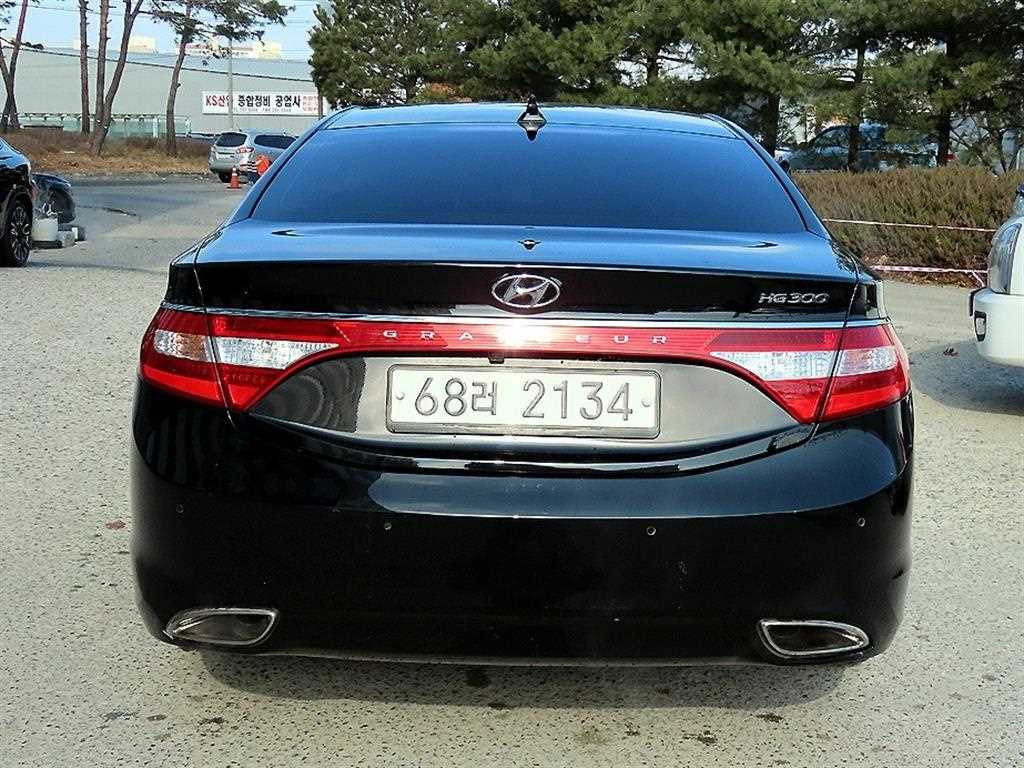 HYUNDAI Grandeur - Vista 4