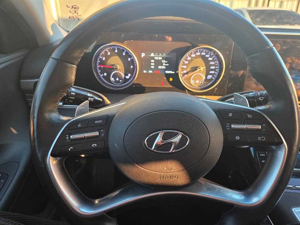 HYUNDAI Grandeur - Vista 3