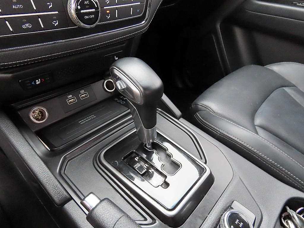 Ssangyong Rexton - Vista 12