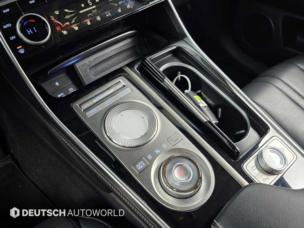 Genesis GV80 - Vista 9