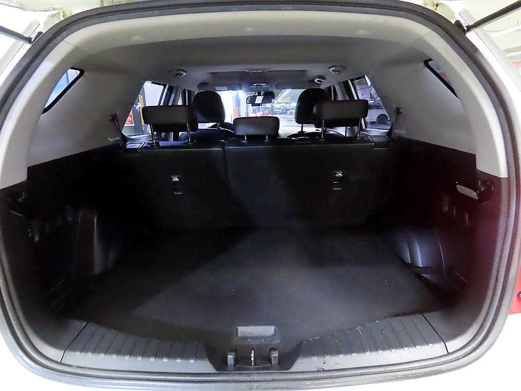 Ssangyong Tivoli 2017 Blanco - Importación desde Corea - HF Imports Iquique - Foto 18