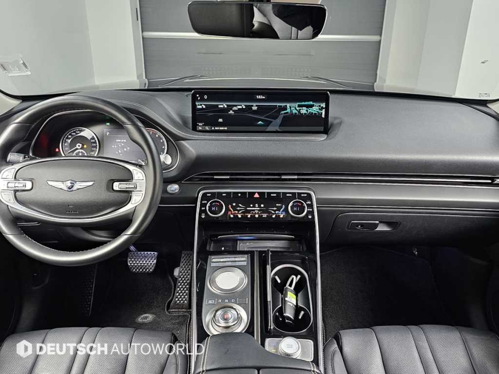 Genesis GV80 - Vista 7