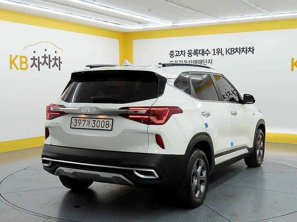 KIA Seltos - Vista 4