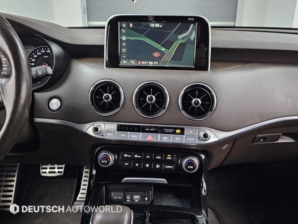 KIA Stinger 2018 Blanco - Importación desde Corea - HF Imports Iquique - Foto 14