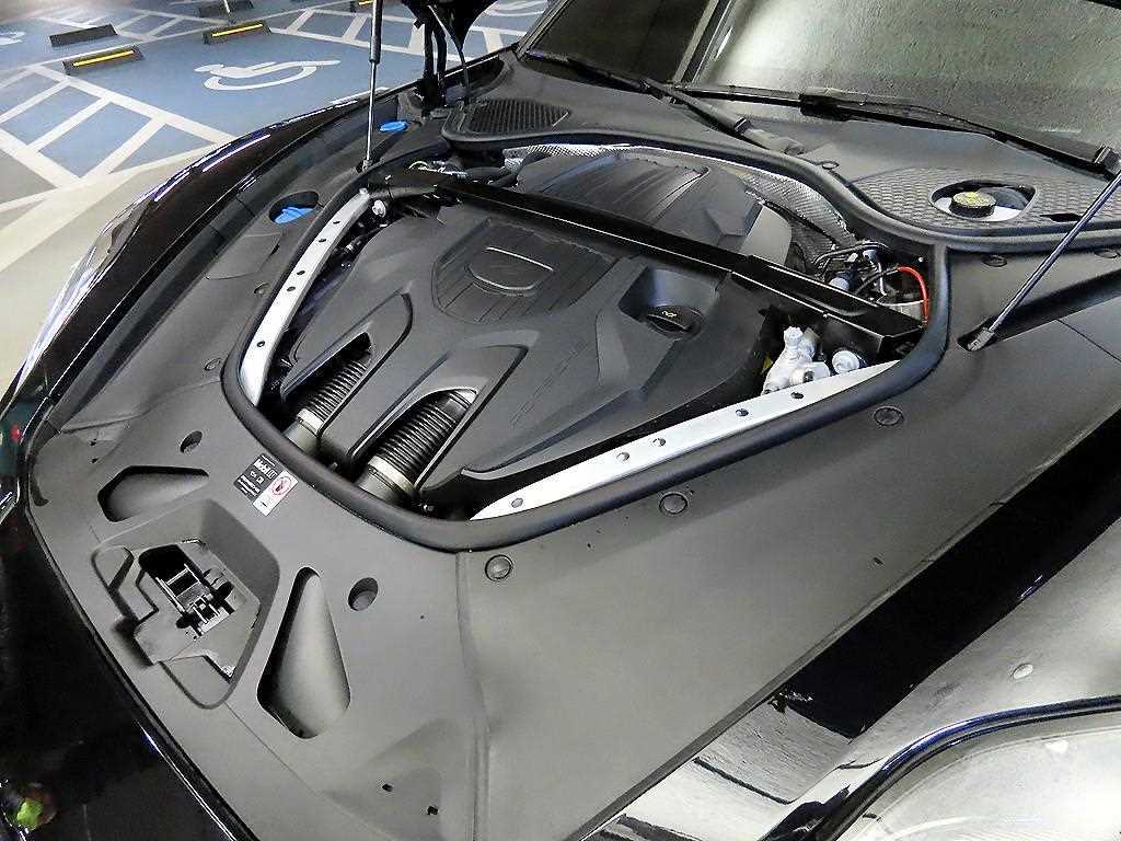 Porsche Panamera 2025 Negro - Importación desde Corea - HF Imports Iquique - Foto 19