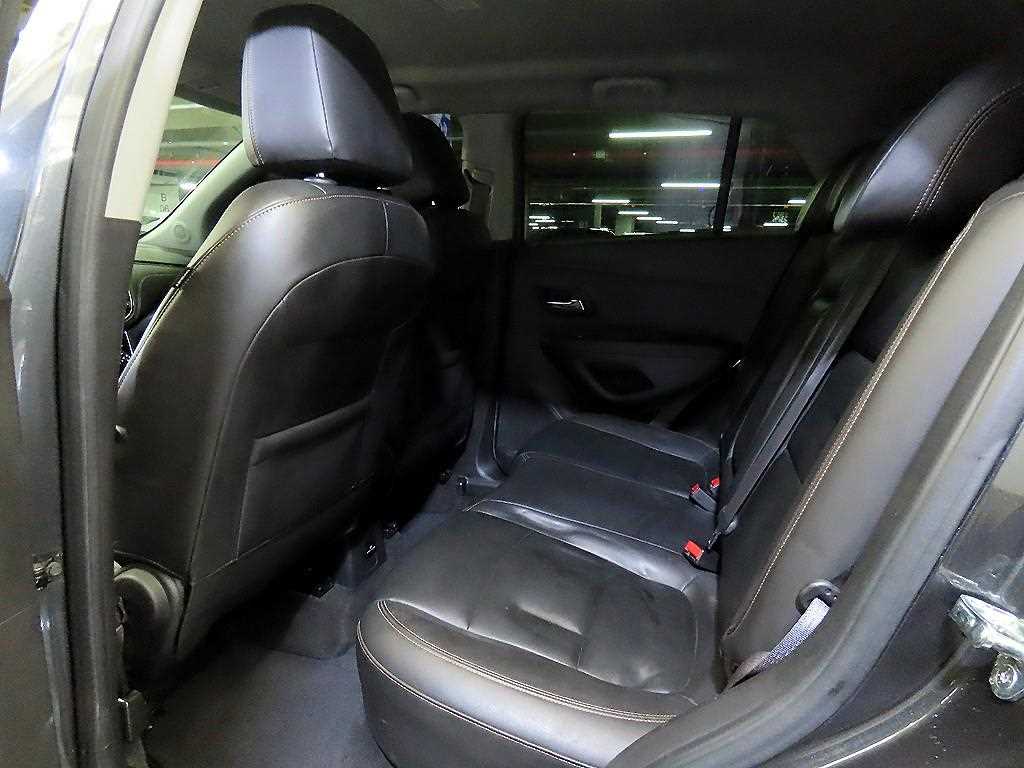 Chevrolet Trax - Vista 7