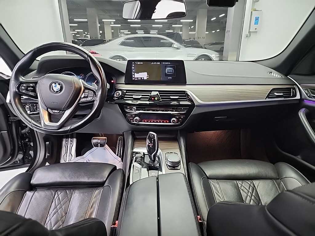 BMW 5 Series - Vista 7