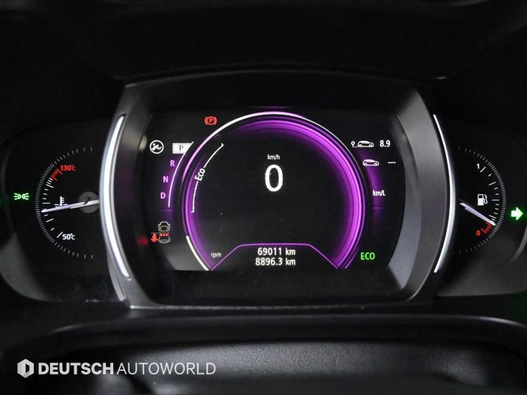 SAMSUNG QM6 - Vista 8