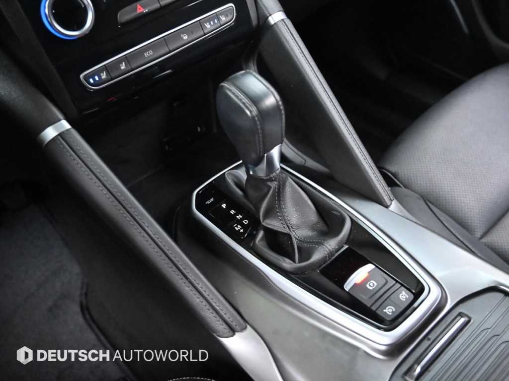 SAMSUNG QM6 - Vista 9