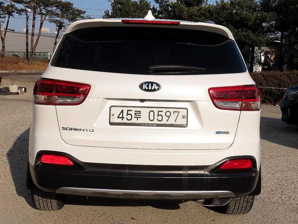 KIA Sorento - Vista 4