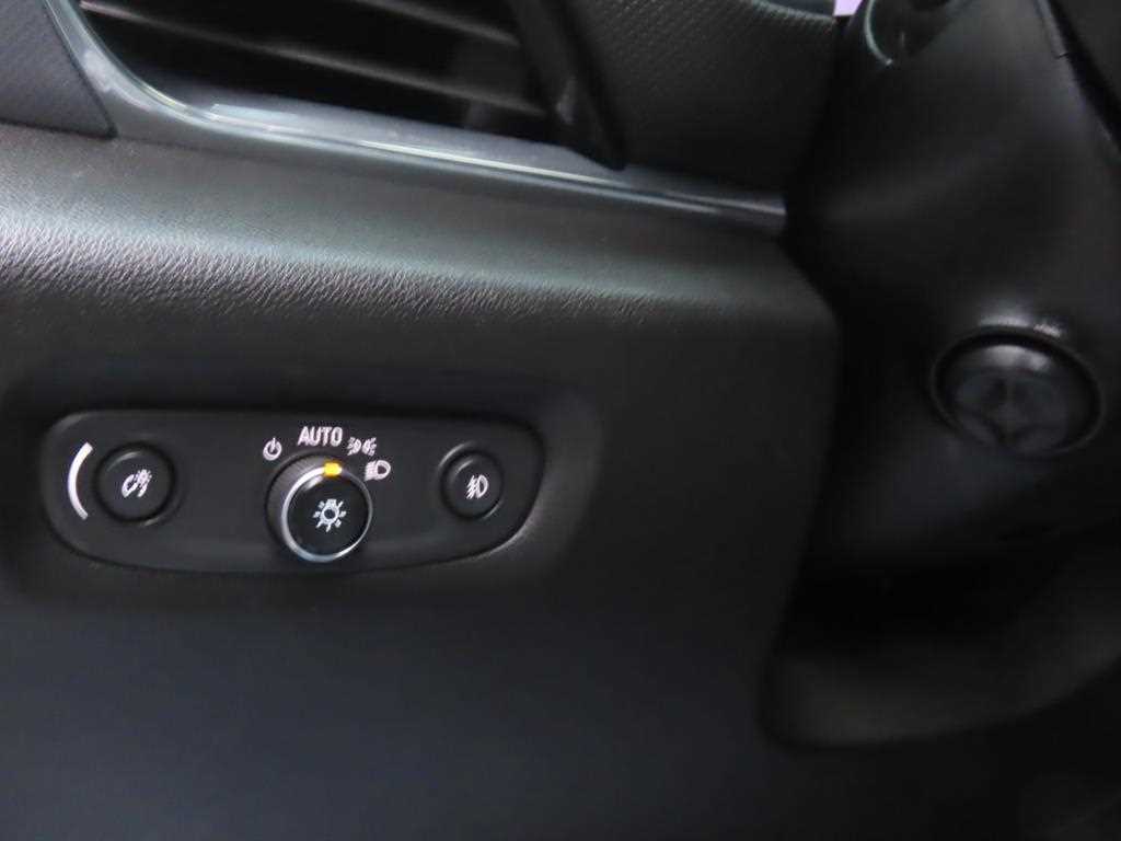 Chevrolet Travers - Vista 6