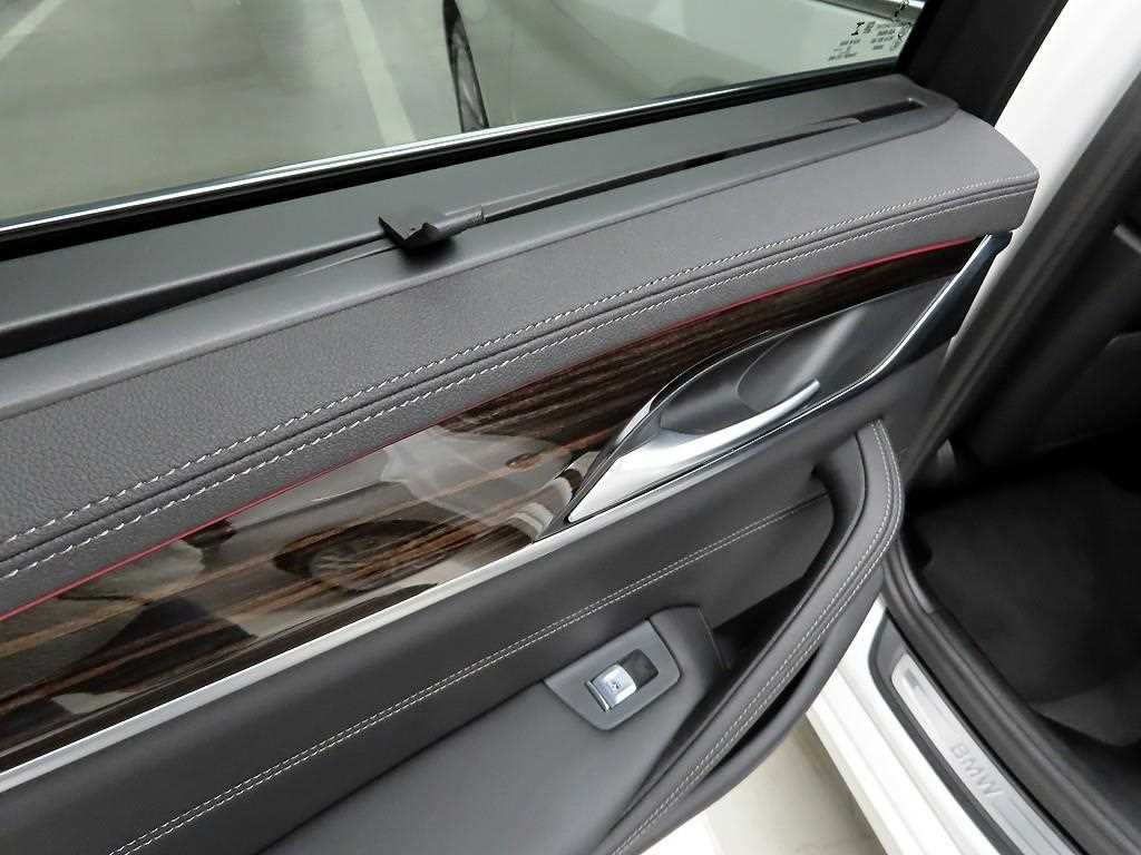 BMW 5 Series 2023 - Importación desde Corea - HF Imports Iquique - Foto 16