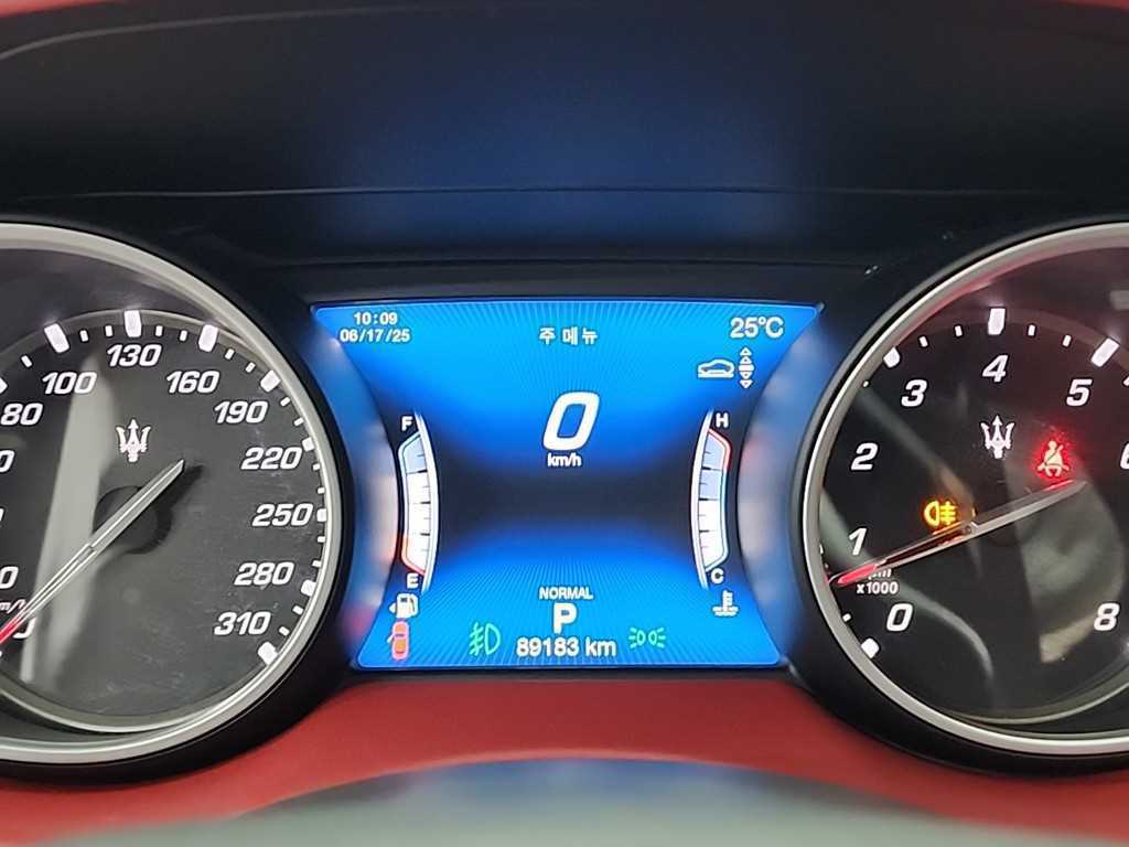 Maserati Levante - Vista 6