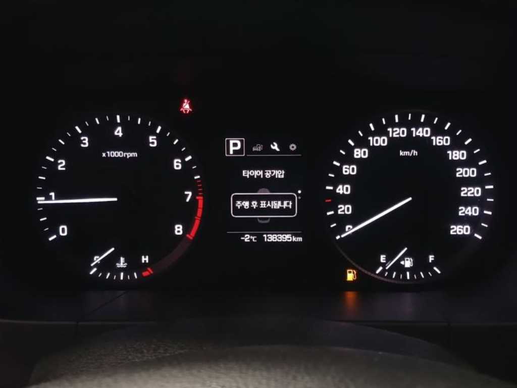 HYUNDAI Sonata - Vista 10