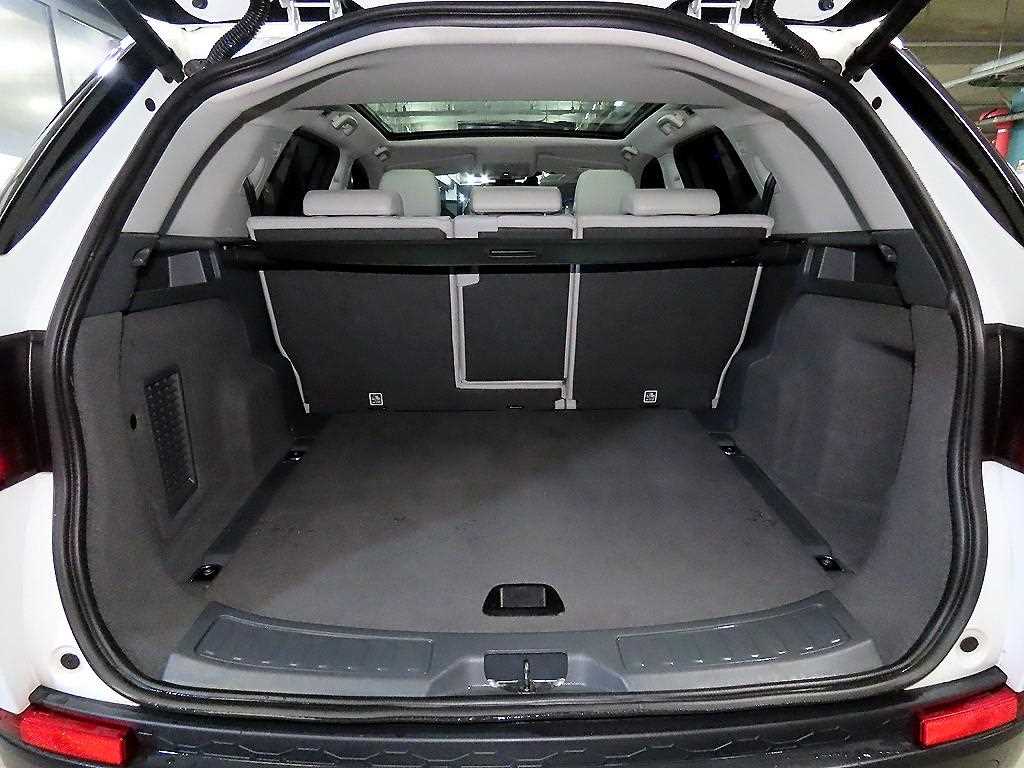 Land Rover Discovery Sports 2016 Blanco - Importación desde Corea - HF Imports Iquique - Foto 17