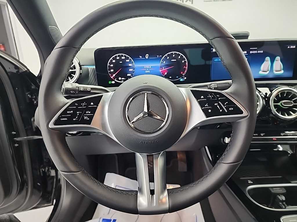 Mercedes Benz A Class - Vista 9