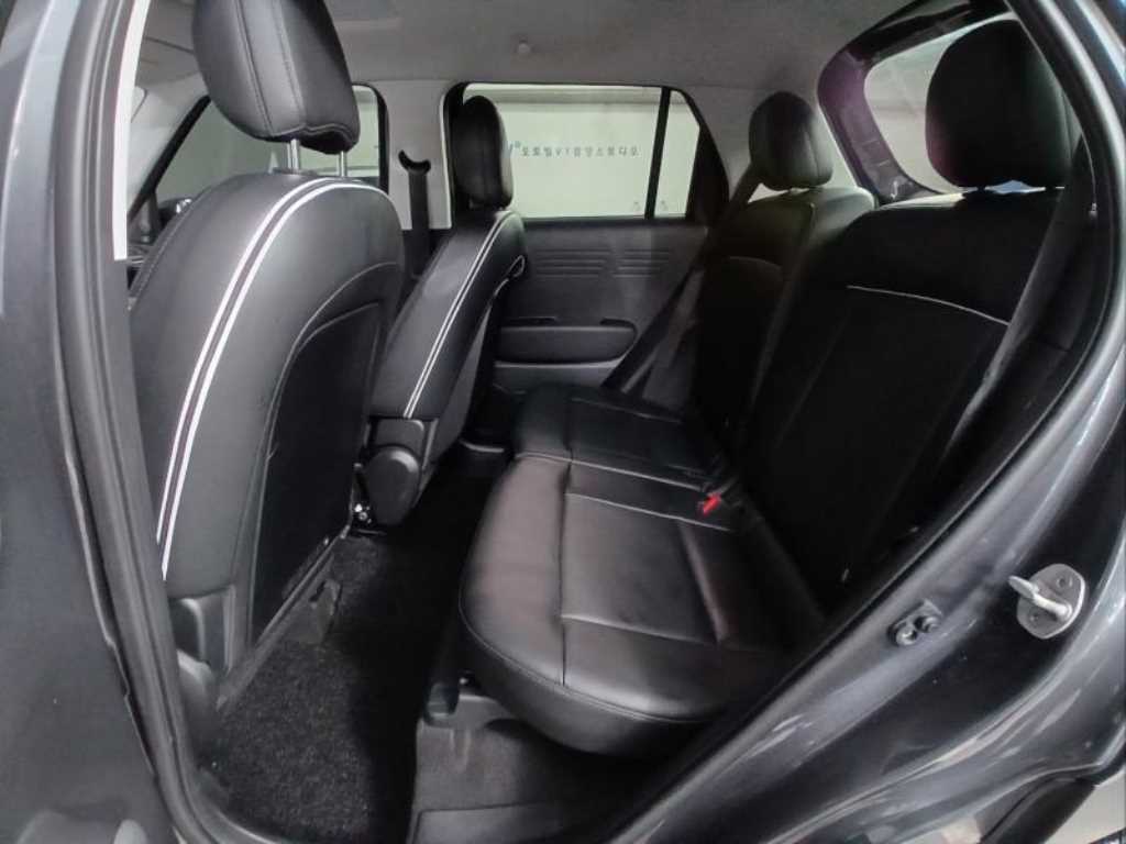 HYUNDAI Casper - Vista 7