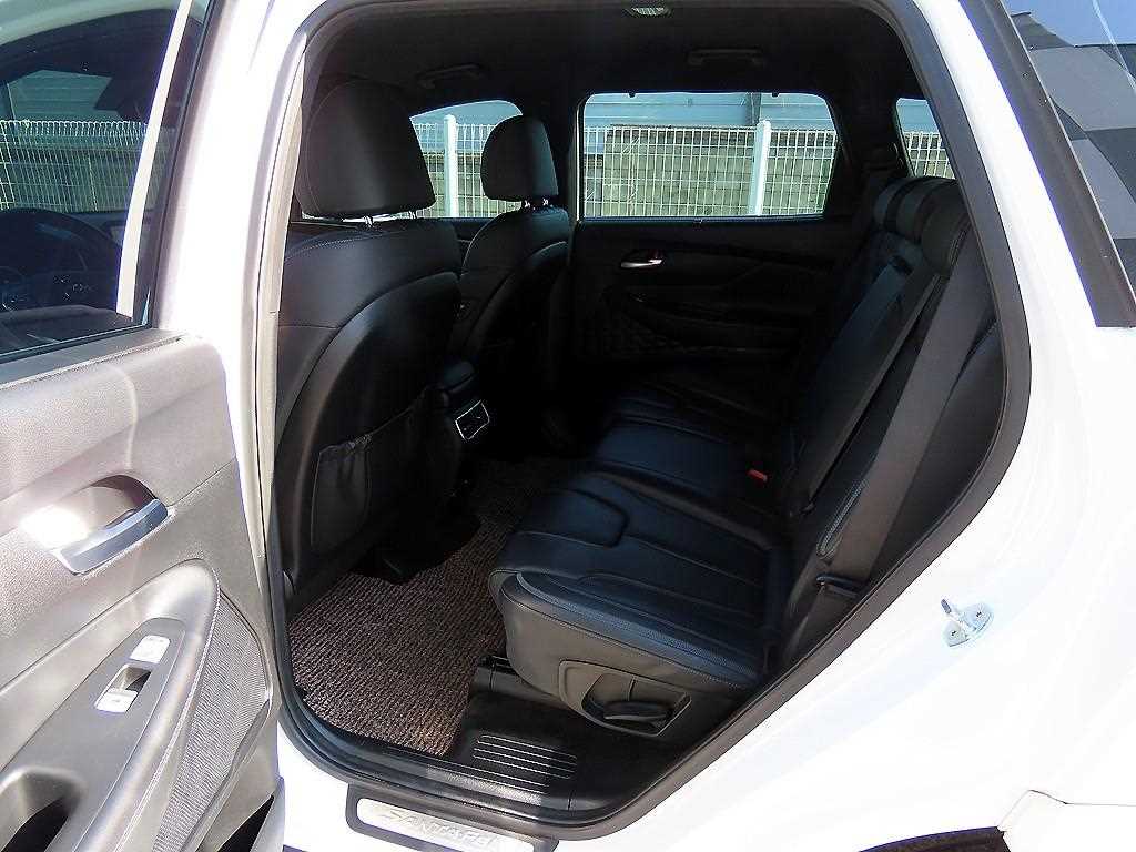 HYUNDAI Santa Fe - Vista 6