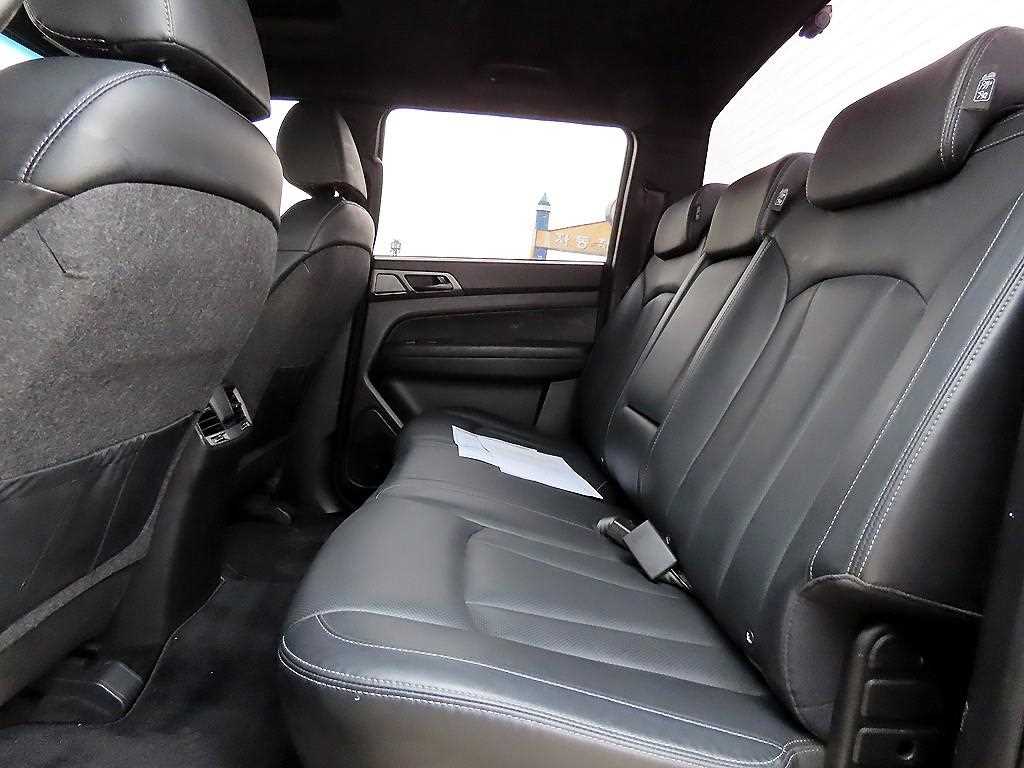 Ssangyong Rexton - Vista 7