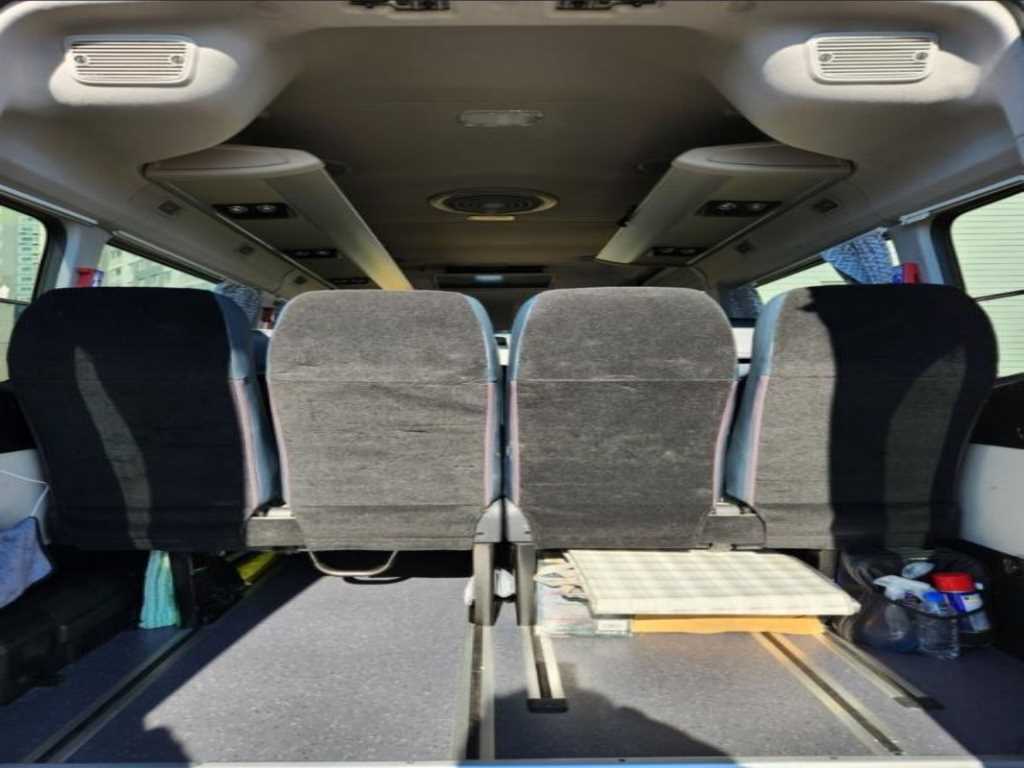 HYUNDAI Solati - Vista 8