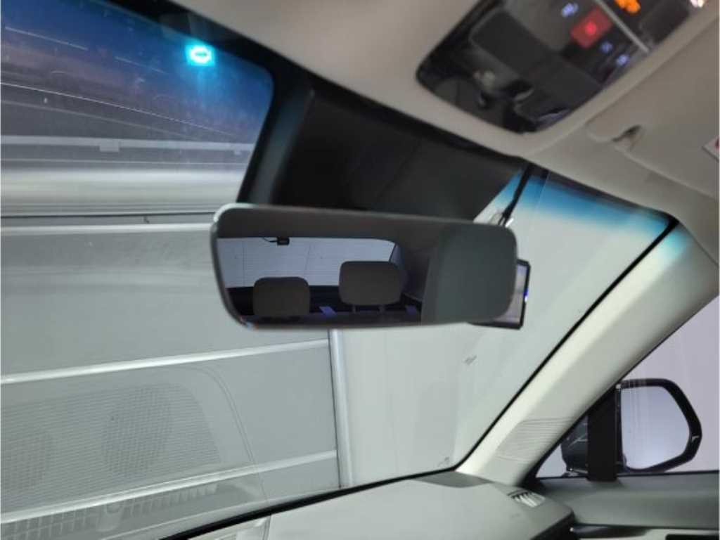 HYUNDAI Grandeur - Vista 11