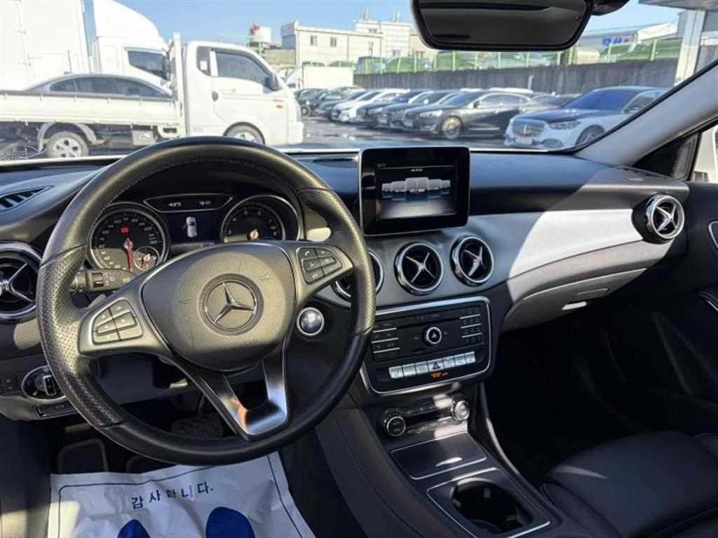 Mercedes Benz GLA Class 2019 Blanco - Importación desde Corea - HF Imports Iquique - Foto 14