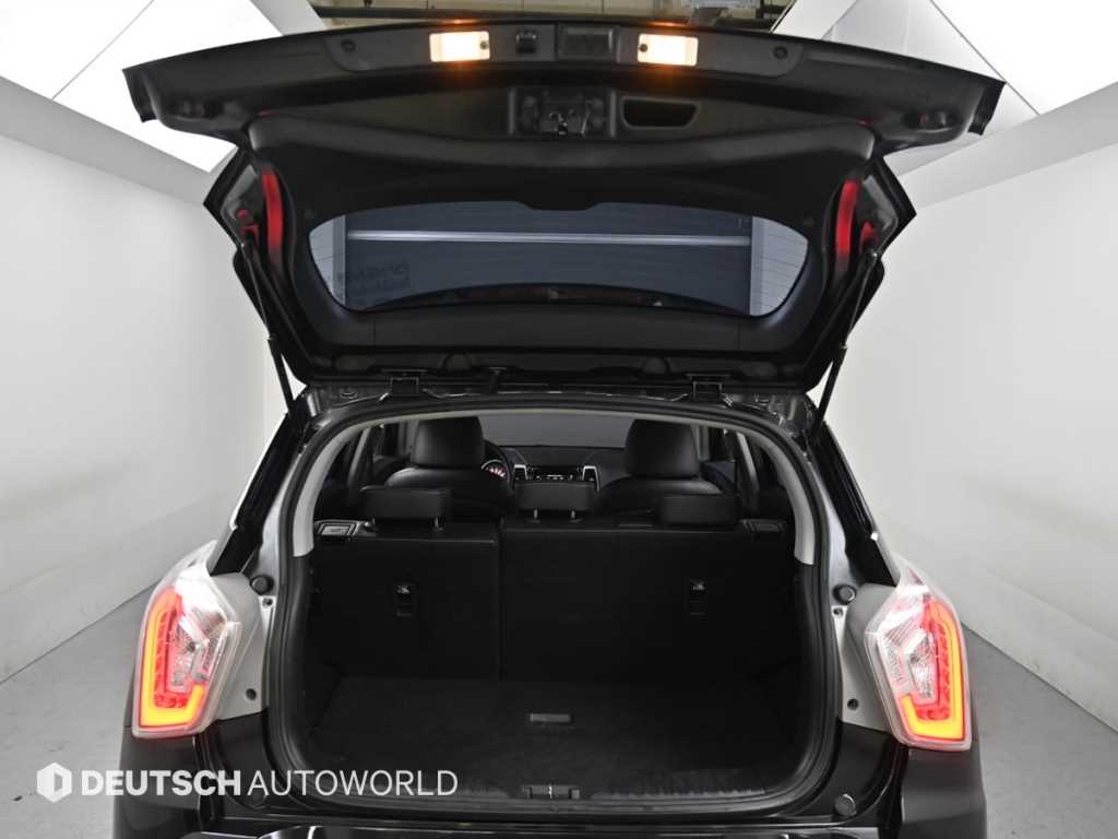 Ssangyong Tivoli 2017 Negro - Importación desde Corea - HF Imports Iquique - Foto 20