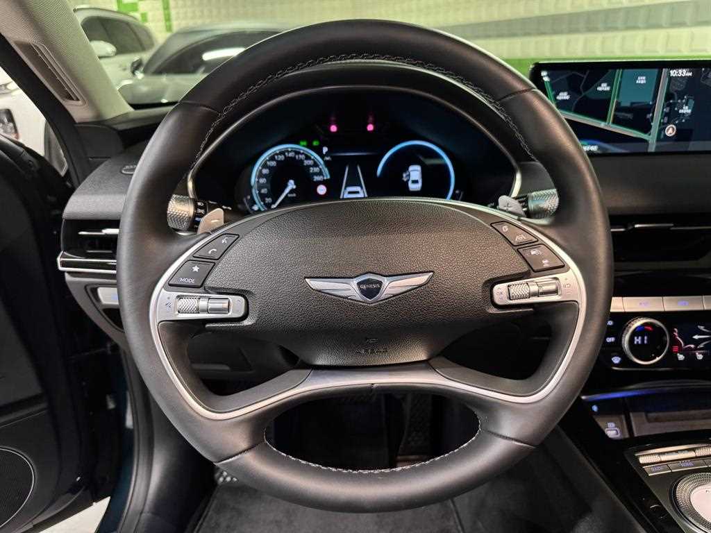 Genesis G80 - Vista 10