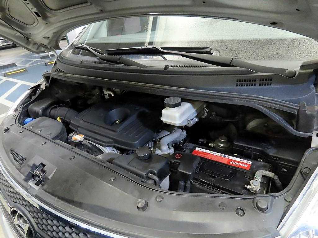 HYUNDAI Starex 2011 Plateado - Importación desde Corea - HF Imports Iquique - Foto 19