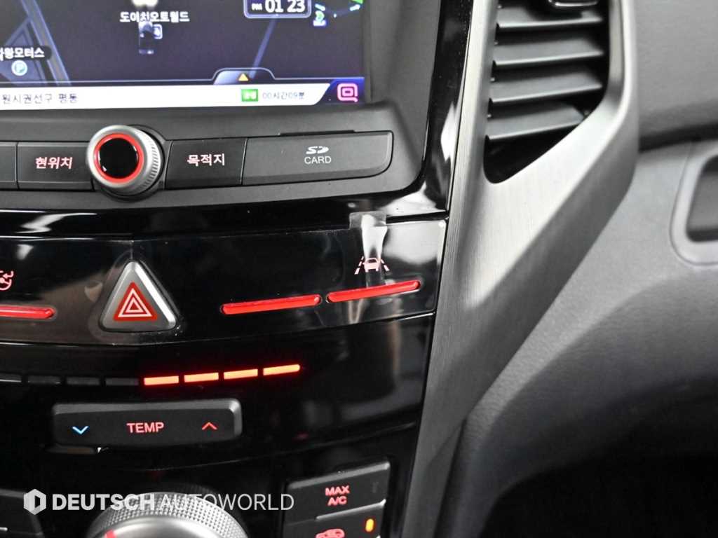 Ssangyong Tivoli 2018 Azul - Importación desde Corea - HF Imports Iquique - Foto 17