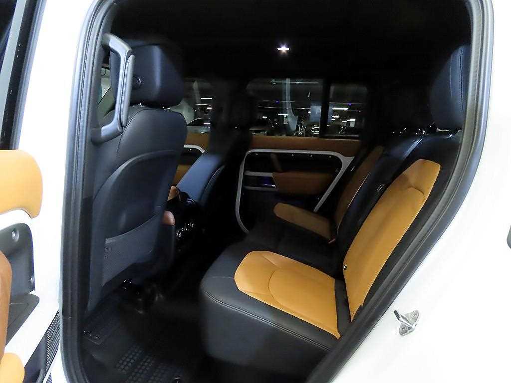 Land Rover Defender - Vista 7