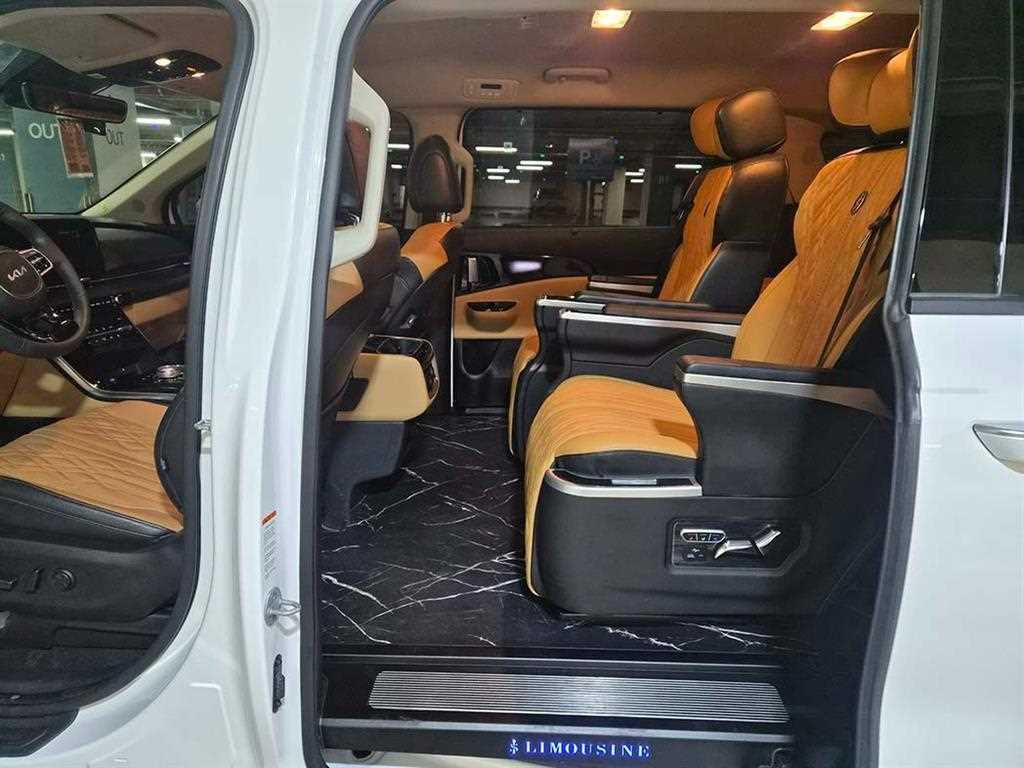 KIA Carnival - Vista 7