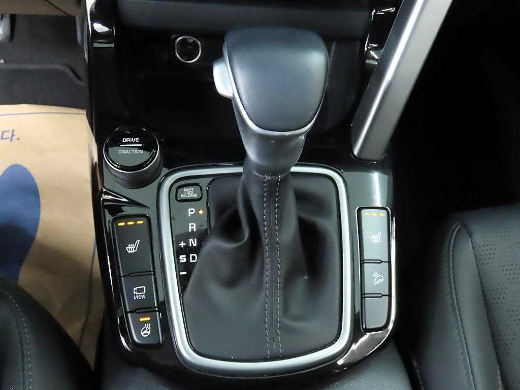 KIA Seltos - Vista 10