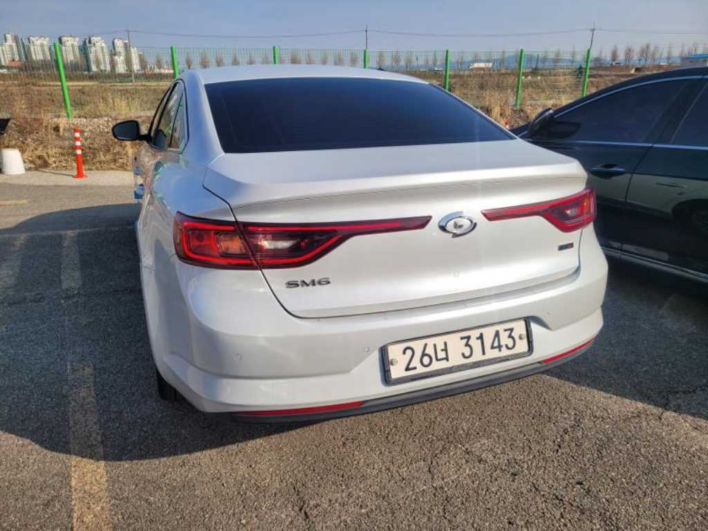 SAMSUNG SM6 - Vista 4