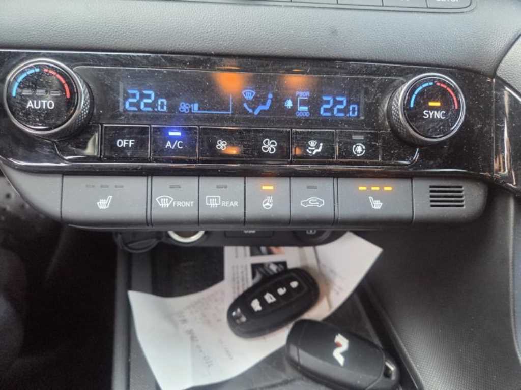 HYUNDAI Avante - Vista 11