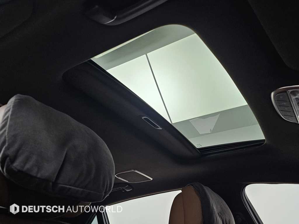 Genesis G90 2019 Negro - Importación desde Corea - HF Imports Iquique - Foto 19