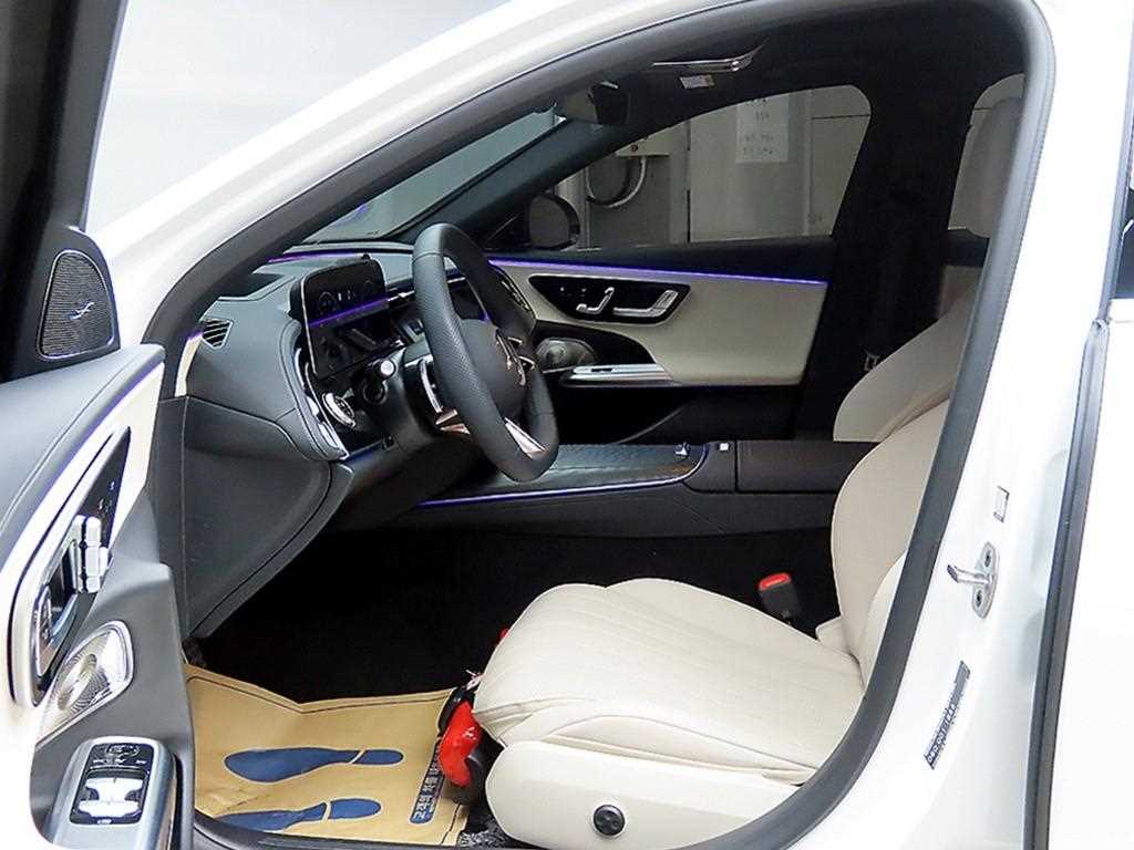 Mercedes Benz E class - Vista 5