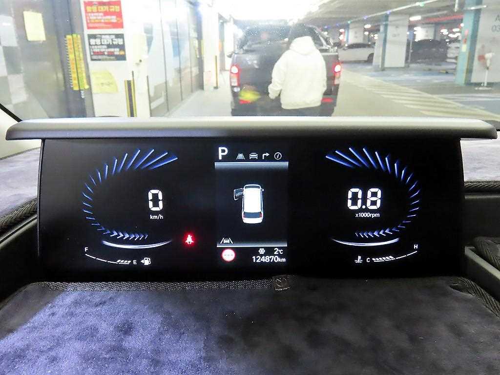 HYUNDAI Staria - Vista 9