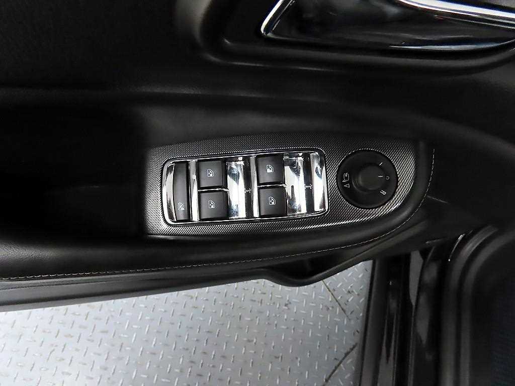 Chevrolet Malibu - Vista 11