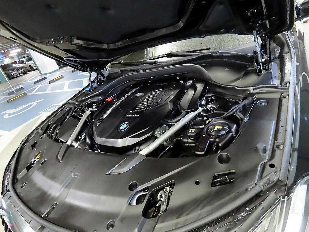 BMW Gran Turismo 2022 Negro - Importación desde Corea - HF Imports Iquique - Foto 19