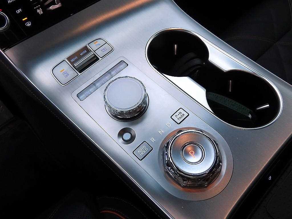 Genesis GV70 - Vista 11