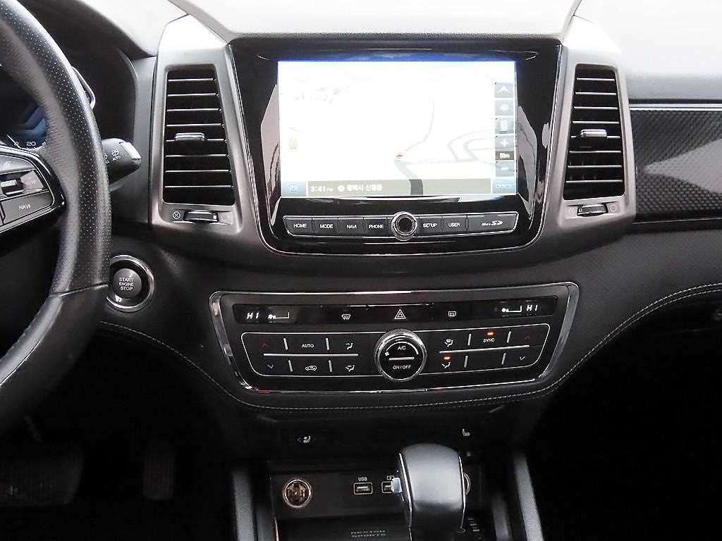 Ssangyong Rexton - Vista 11