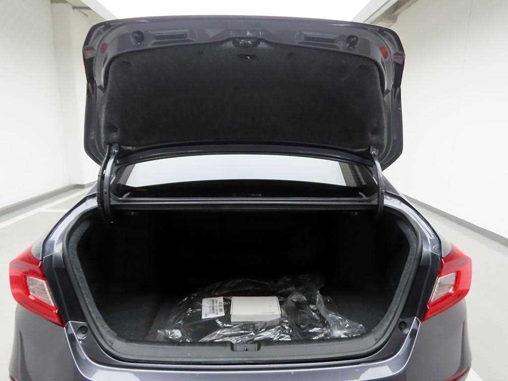 Honda Accord - Vista 5