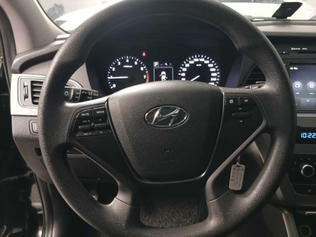 HYUNDAI Sonata - Vista 11